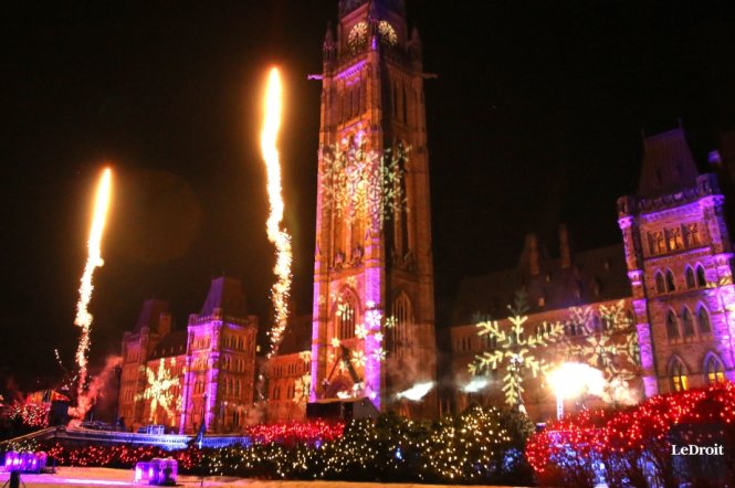 Lễ hội ánh sáng Giáng sinh ở Ottawa, Canada 3