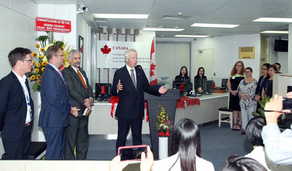 Mở rộng Trung tâm tiếp nhận hồ sơ xin visa Canada tại TP.HCM