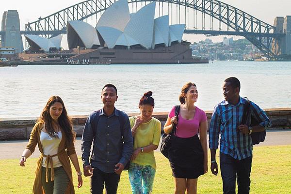 Giảm thời gian xét duyệt visa du học Australia cho du học sinh